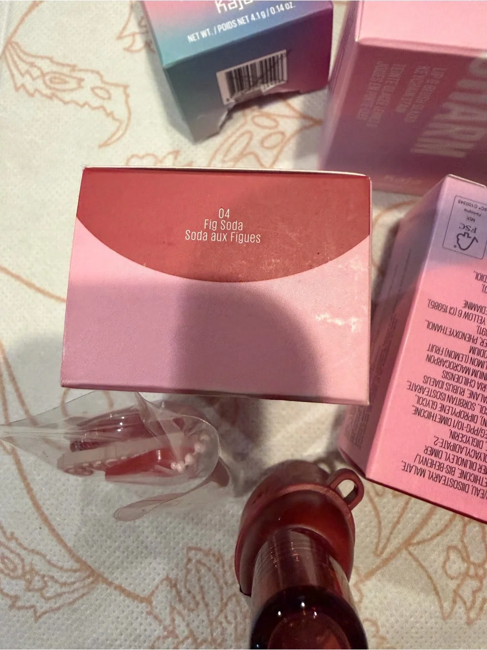 Kaja bouncy blush